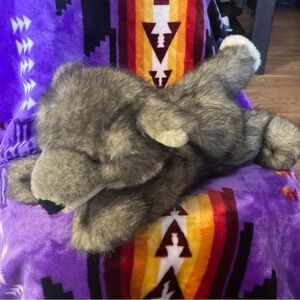 Vintage Rainforest Cafe wolf plush
